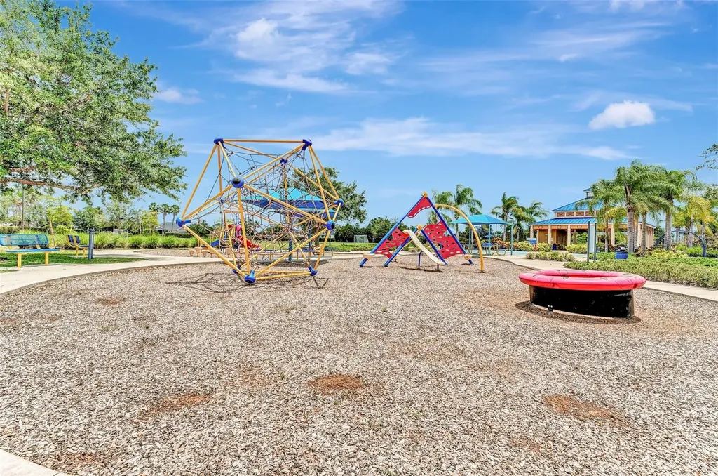 5008 Mission Park Lane Bradenton FL 34211