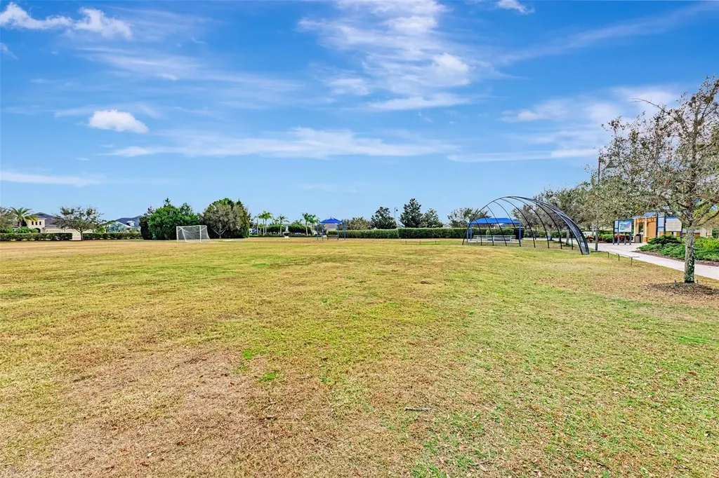 5008 Mission Park Lane Bradenton FL 34211