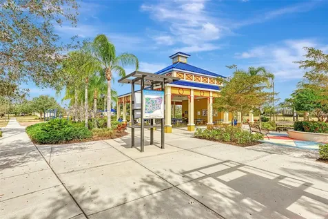 5008 Mission Park Lane Bradenton FL 34211