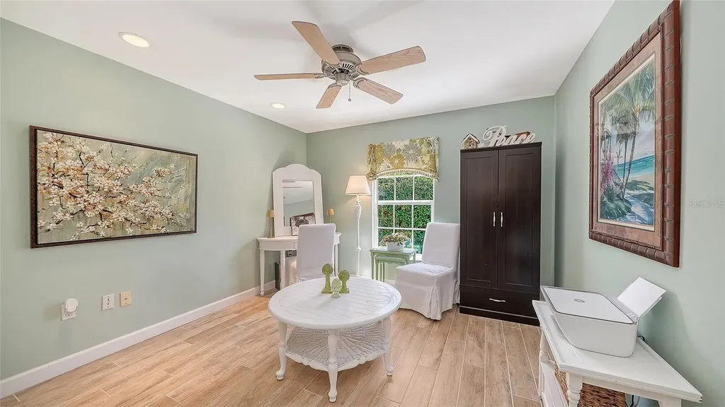 3728 71st Terrace E Sarasota FL 34243