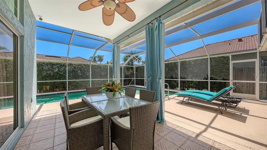 3728 71st Terrace E Sarasota FL 34243