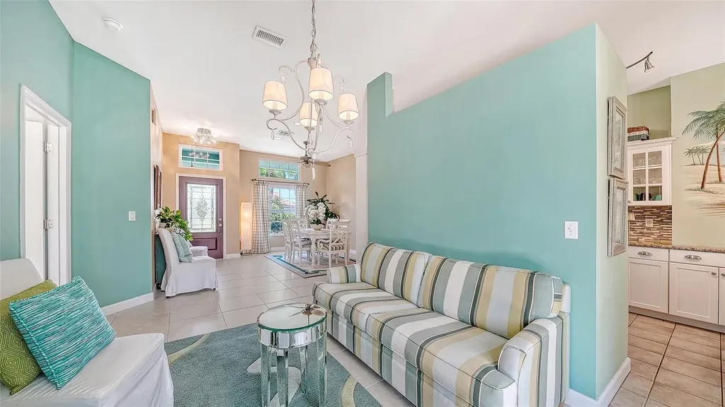 3728 71st Terrace E Sarasota FL 34243