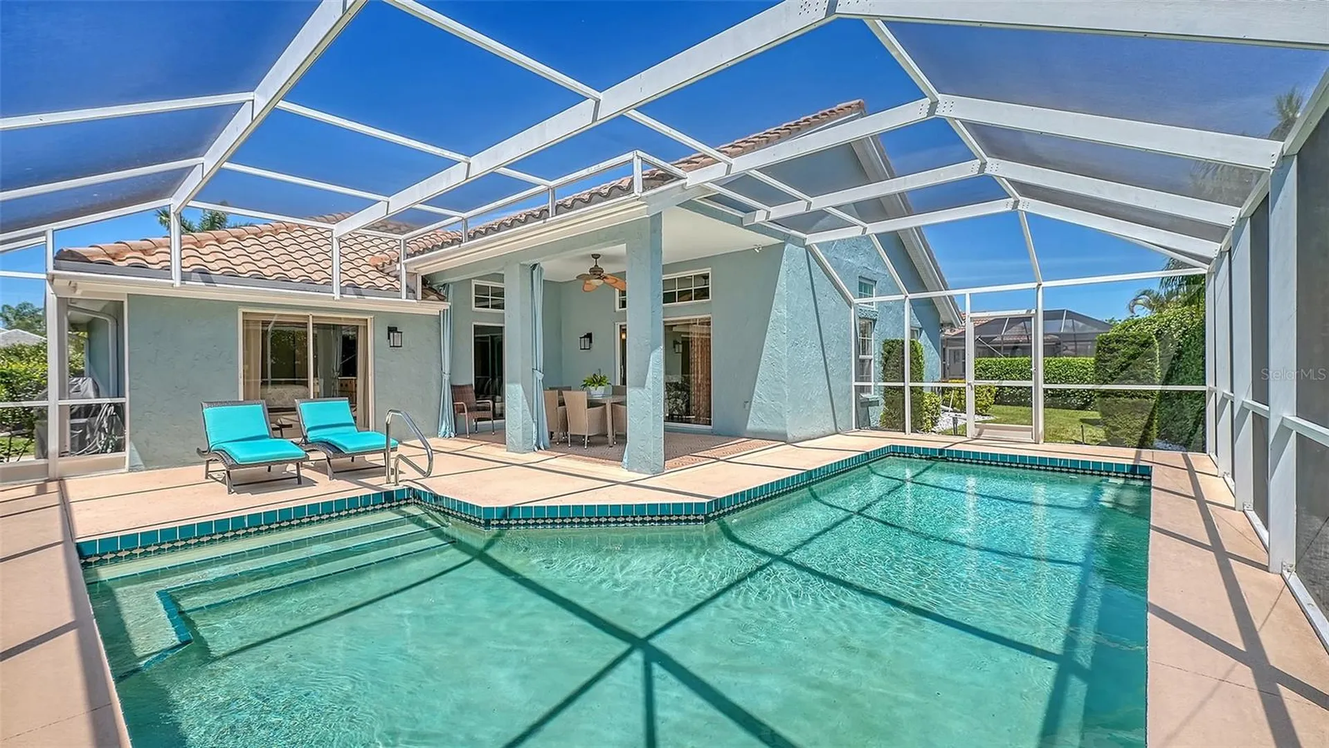 3728 71st Terrace E Sarasota FL 34243