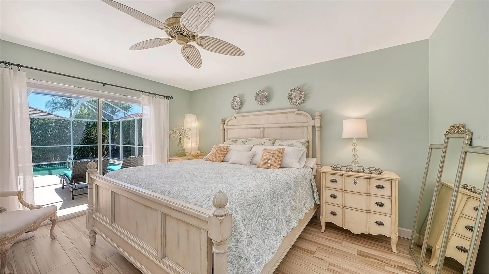 3728 71st Terrace E Sarasota FL 34243