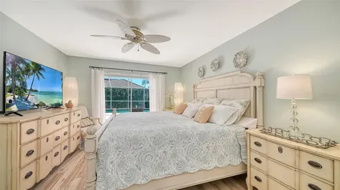 3728 71st Terrace E Sarasota FL 34243