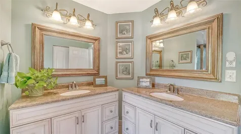 3728 71st Terrace E Sarasota FL 34243