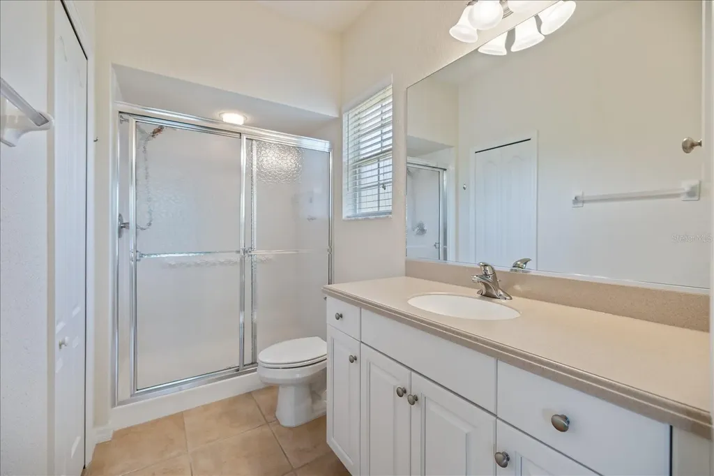 300 Gardens Edge Drive Venice FL 34285