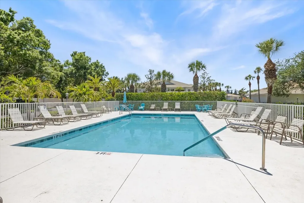 300 Gardens Edge Drive Venice FL 34285