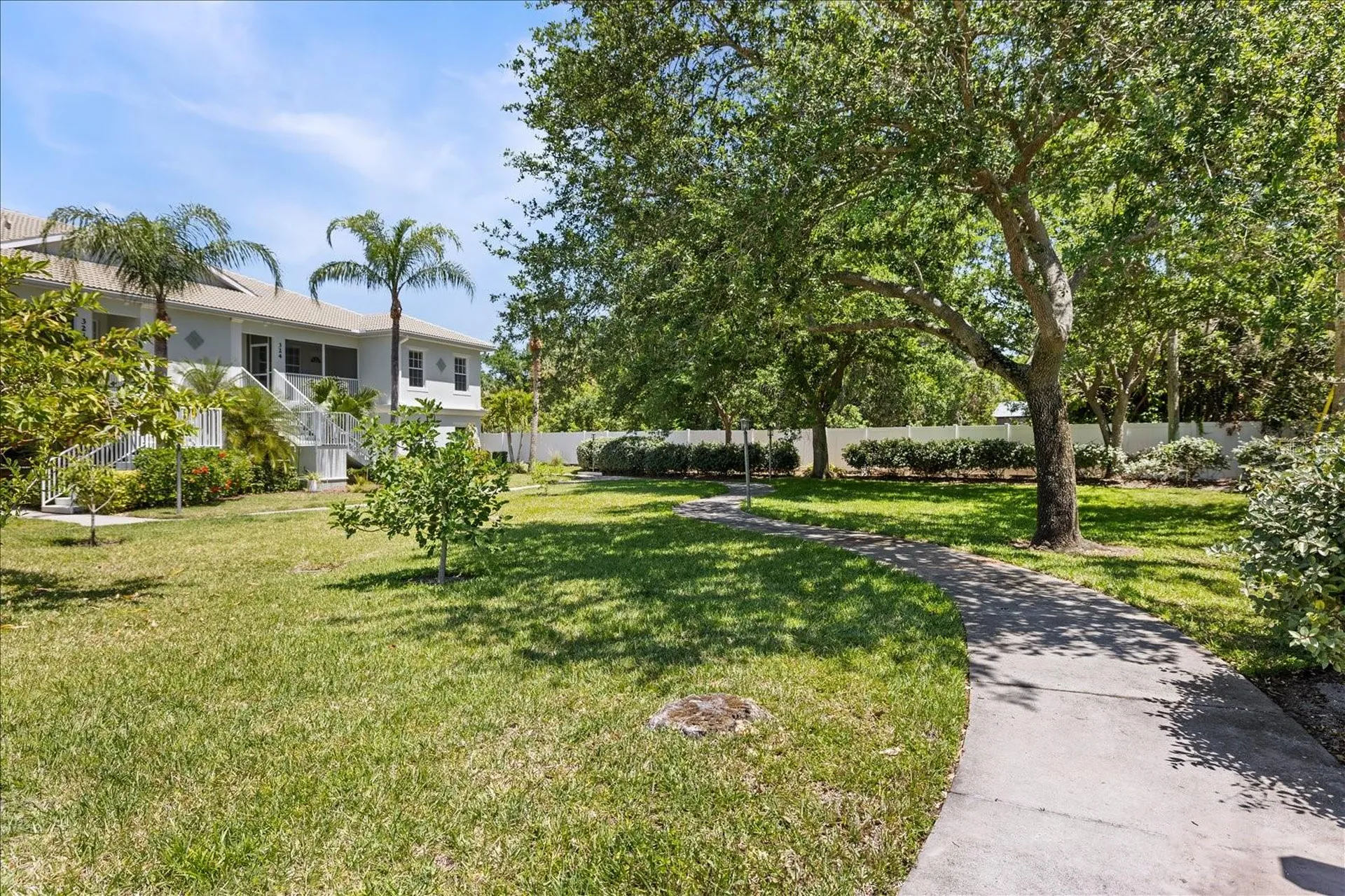 300 Gardens Edge Drive Venice FL 34285