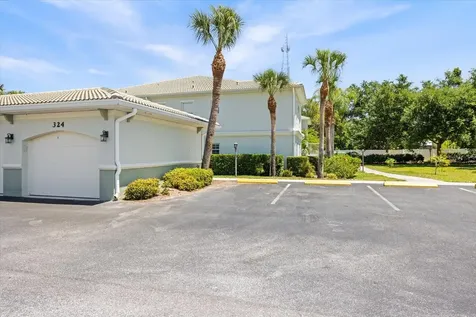 300 Gardens Edge Drive Venice FL 34285
