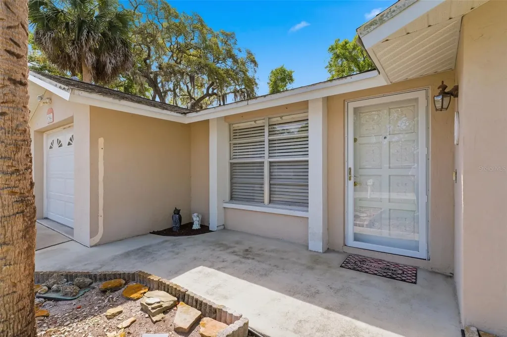 8704 Long Boat Lane Hudson FL 34667
