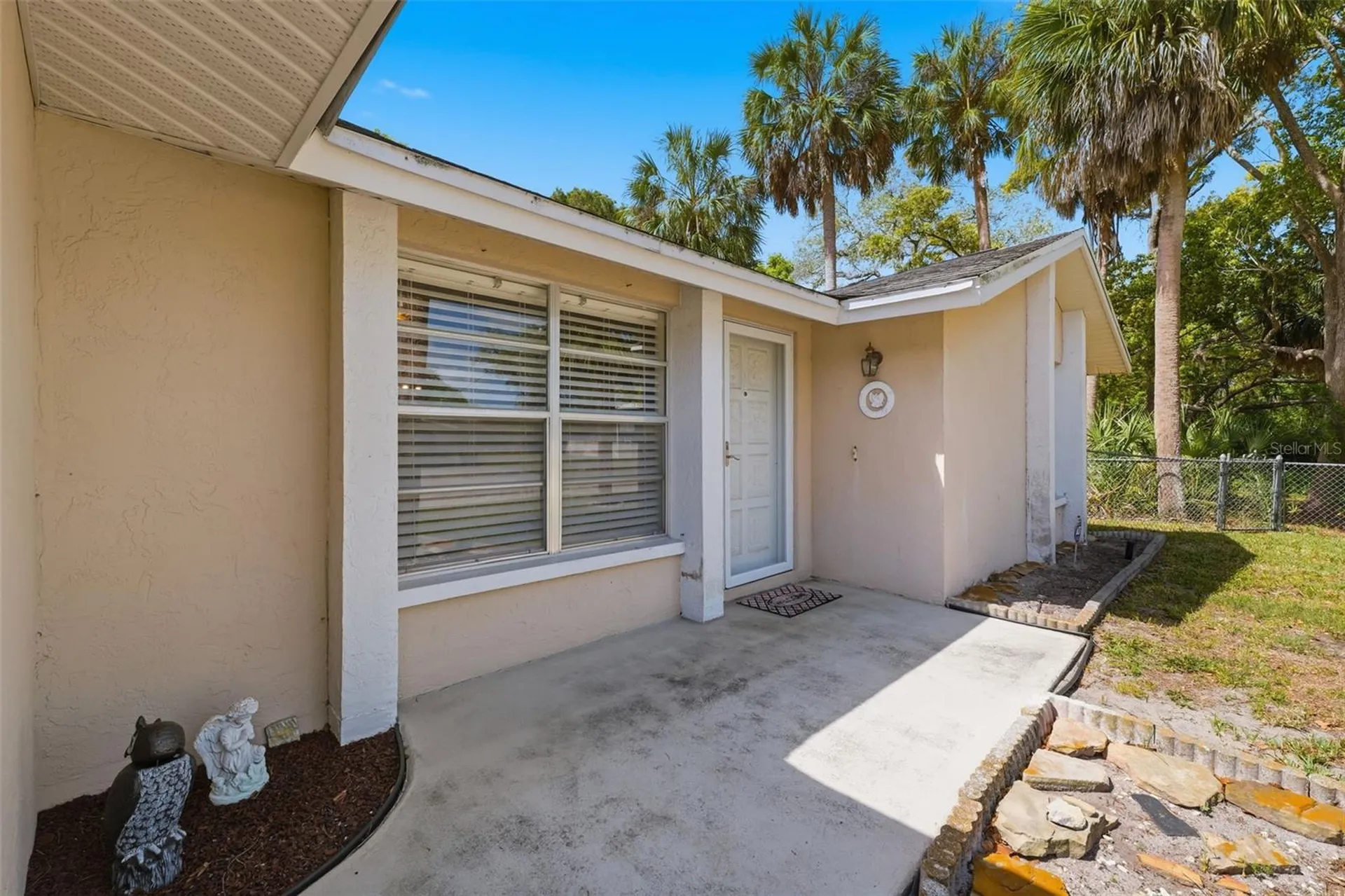 8704 Long Boat Lane Hudson FL 34667
