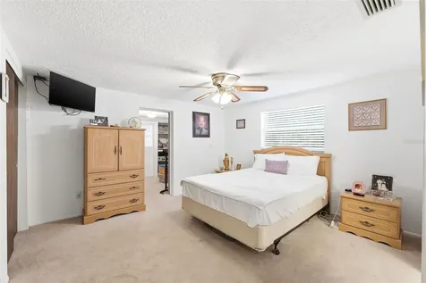 8704 Long Boat Lane Hudson FL 34667