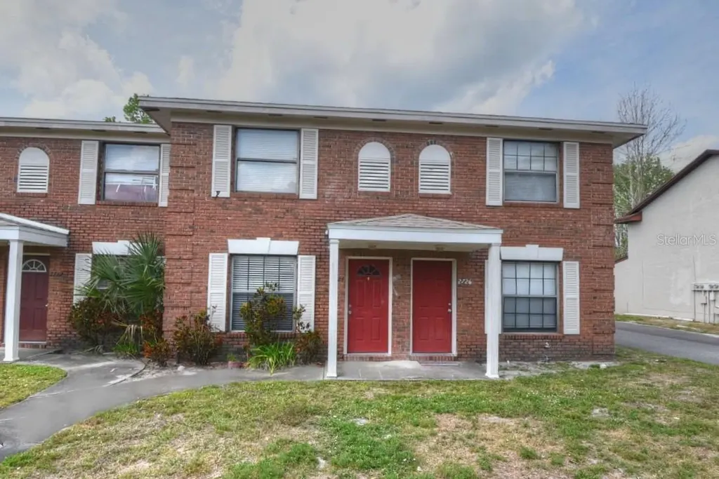 2724 Gray Fox Lane Orlando FL 32826