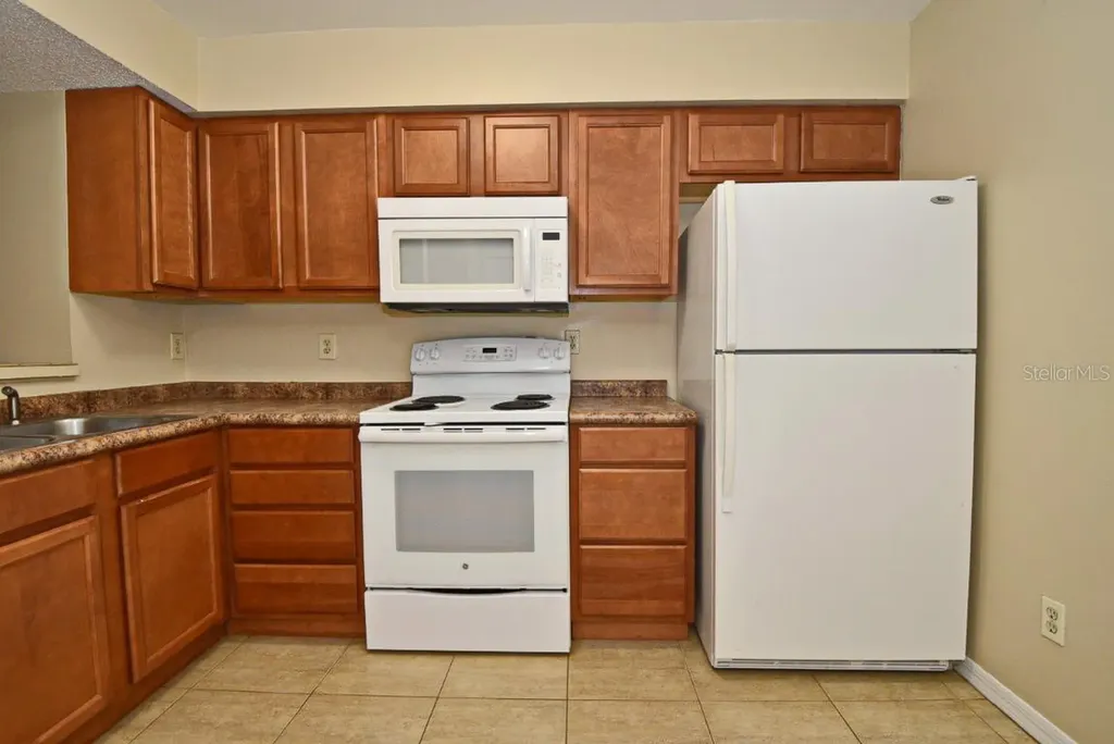 2724 Gray Fox Lane Orlando FL 32826