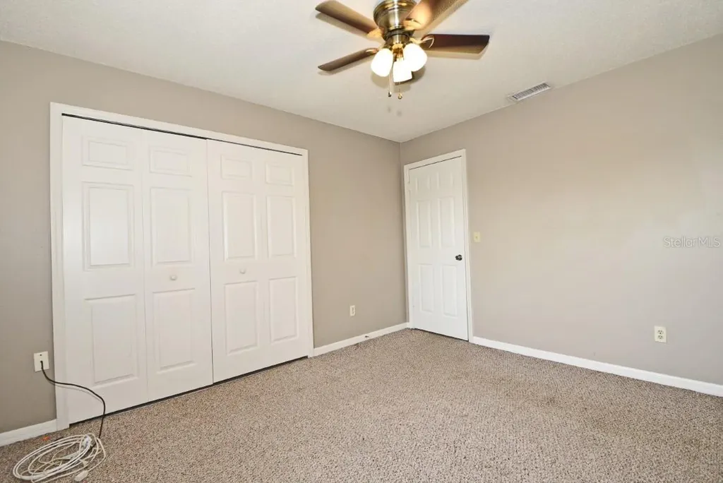 2724 Gray Fox Lane Orlando FL 32826