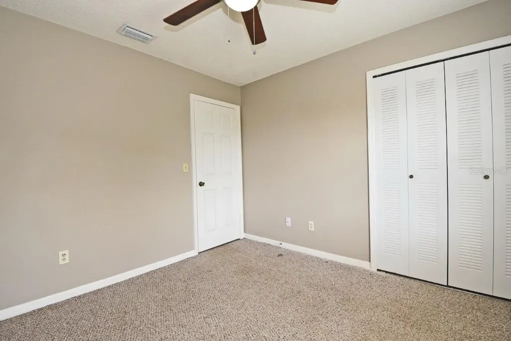 2724 Gray Fox Lane Orlando FL 32826
