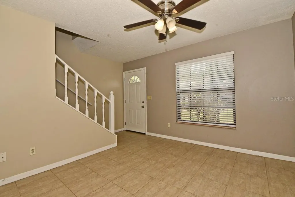 2724 Gray Fox Lane Orlando FL 32826