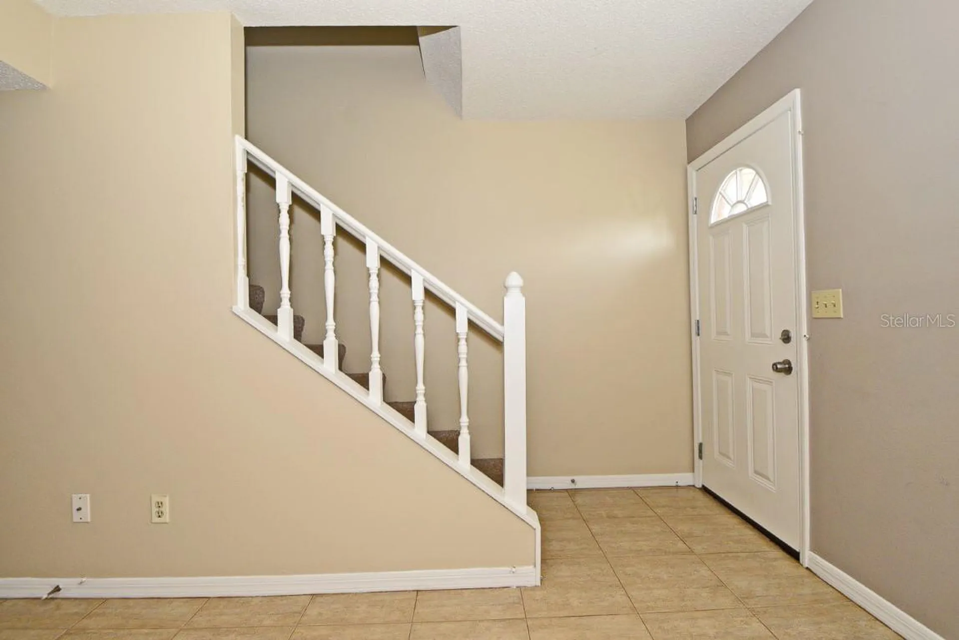 2724 Gray Fox Lane Orlando FL 32826