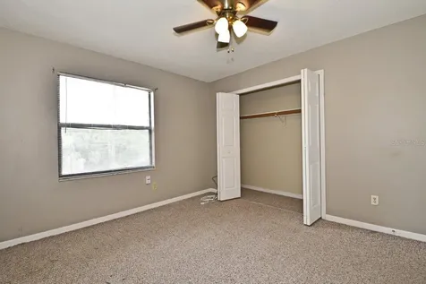 2724 Gray Fox Lane Orlando FL 32826