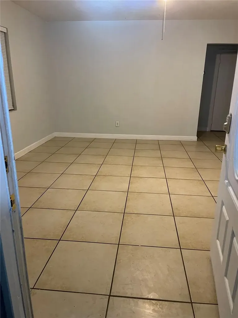 121 33rd Avenue E Bradenton FL 34208
