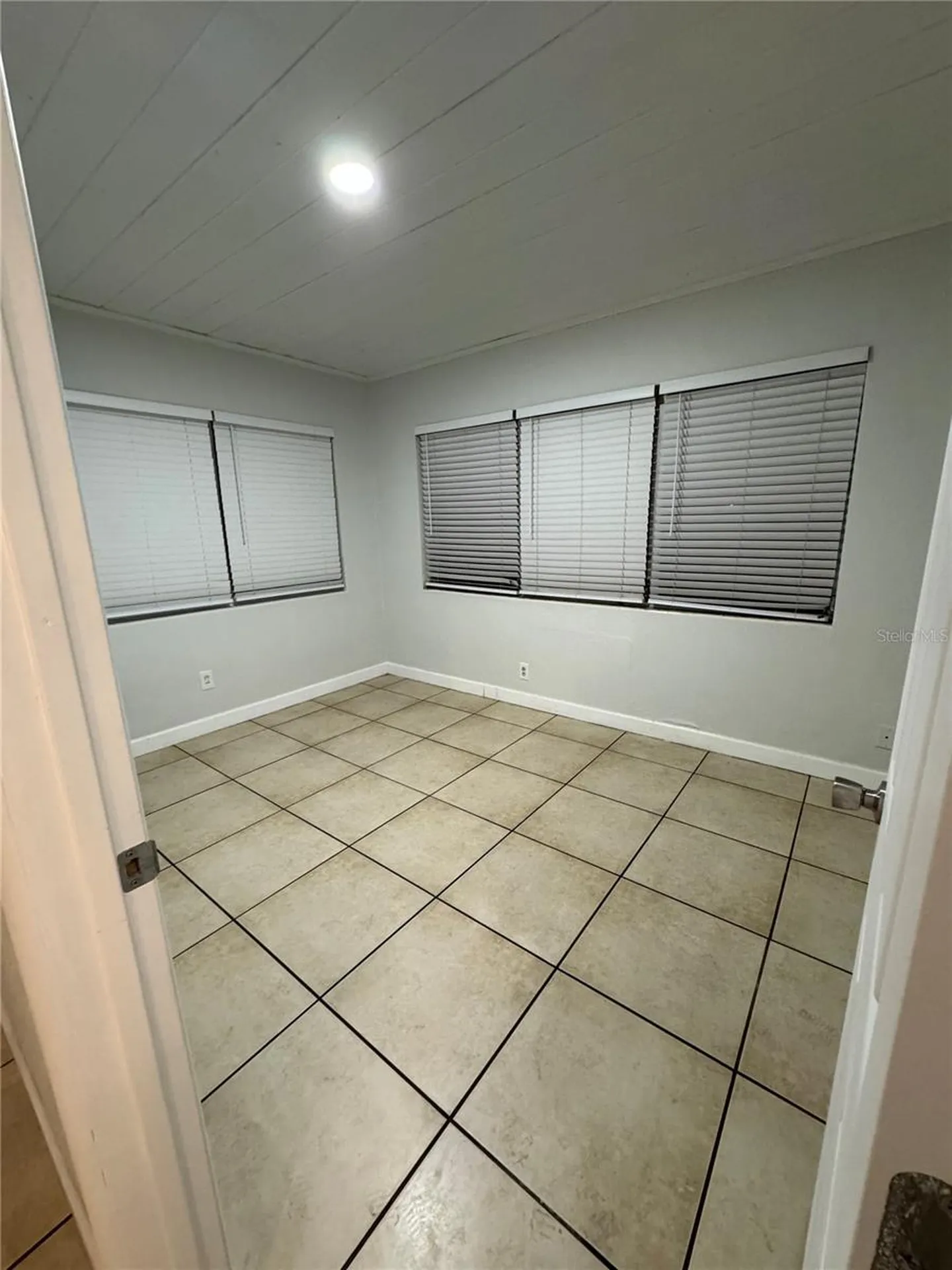 121 33rd Avenue E Bradenton FL 34208