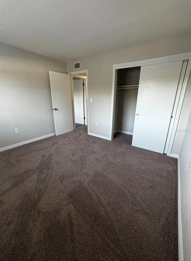 350 79th Avenue N St Petersburg FL 33702