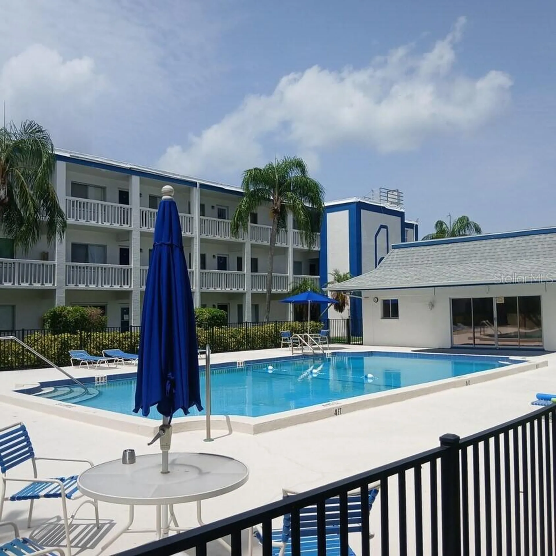 350 79th Avenue N St Petersburg FL 33702