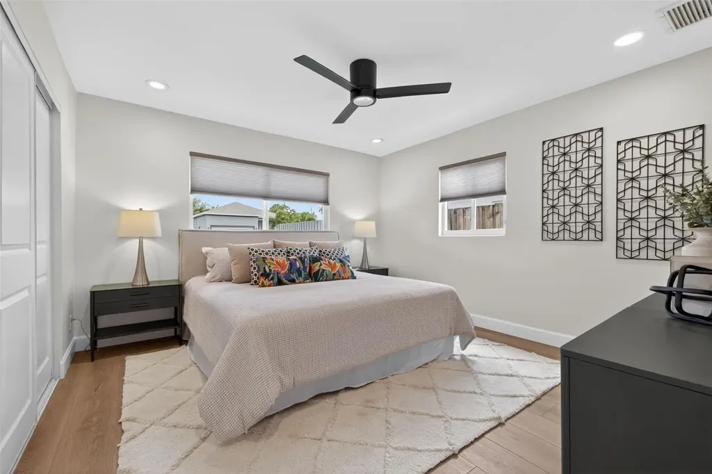 413 43rd Avenue NE St Petersburg FL 33703