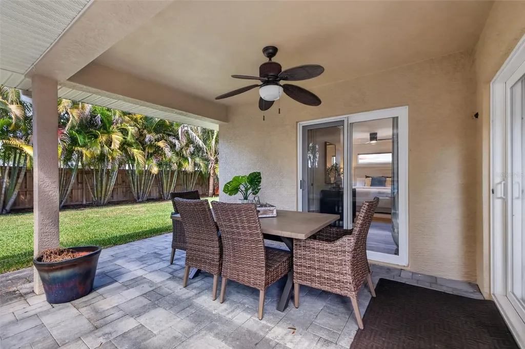 413 43rd Avenue NE St Petersburg FL 33703