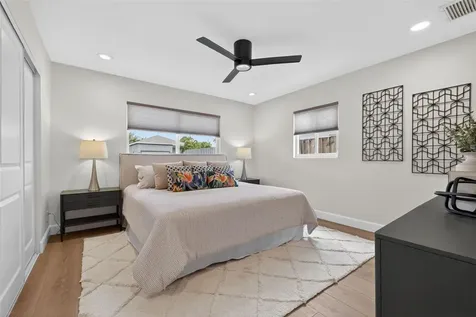 413 43rd Avenue NE St Petersburg FL 33703