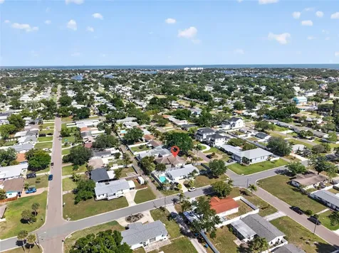 413 43rd Avenue NE St Petersburg FL 33703