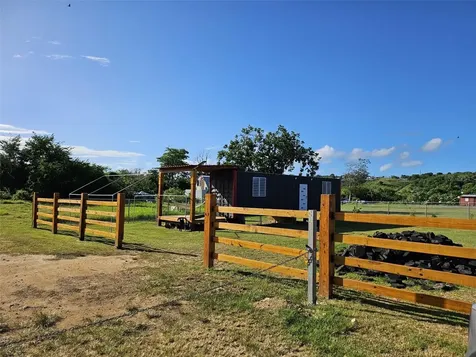 Solar En Bo.cibao Camuy PR 00627