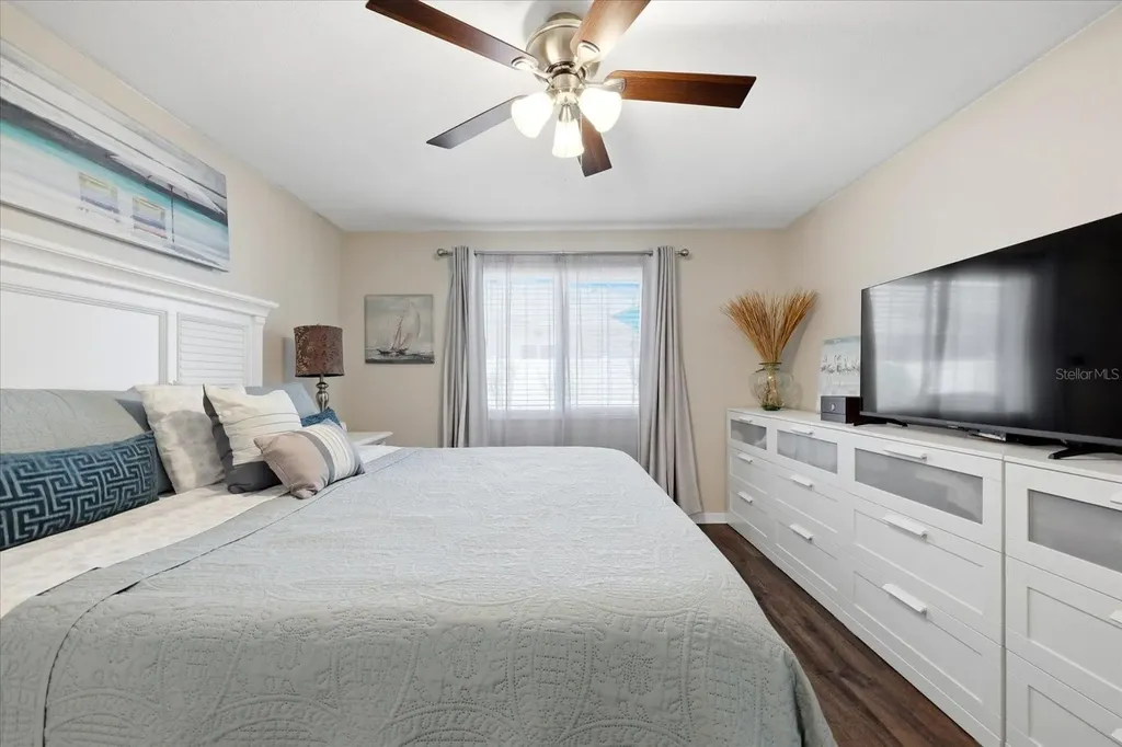 6010 28th Street W Bradenton FL 34207