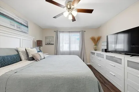 6010 28th Street W Bradenton FL 34207