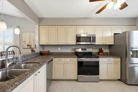 6010 28th Street W Bradenton FL 34207