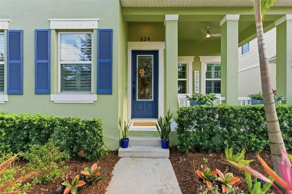 624 Winterside Drive Apollo Beach FL 33572