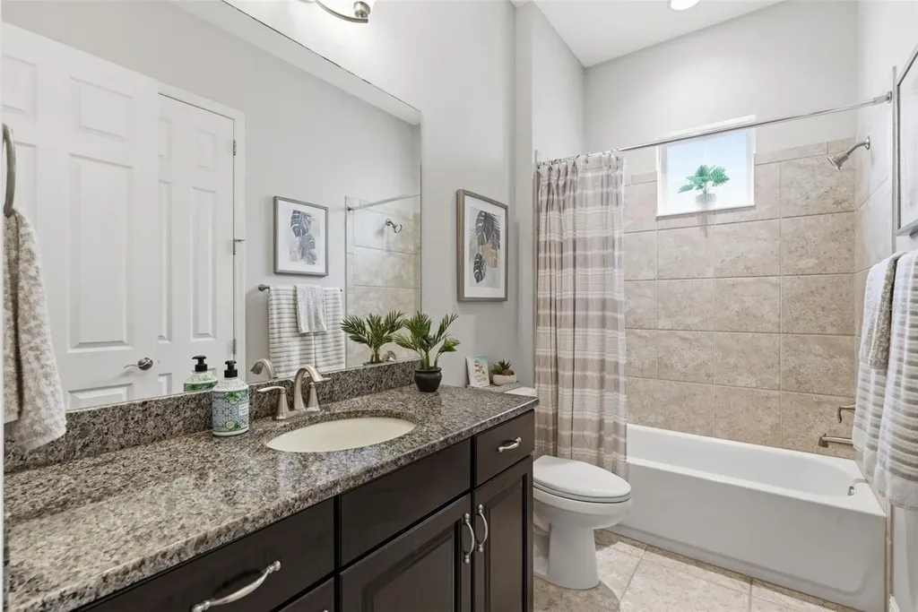 624 Winterside Drive Apollo Beach FL 33572