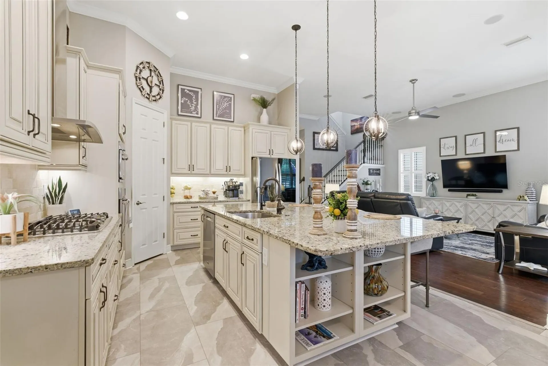 624 Winterside Drive Apollo Beach FL 33572