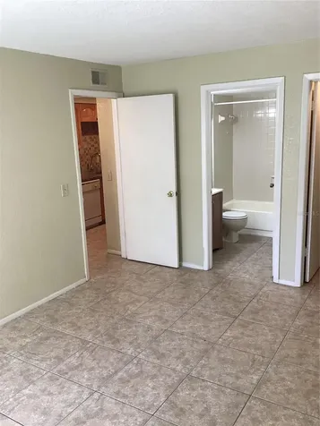 14321 Hanging Moss Circle Tampa FL 33613