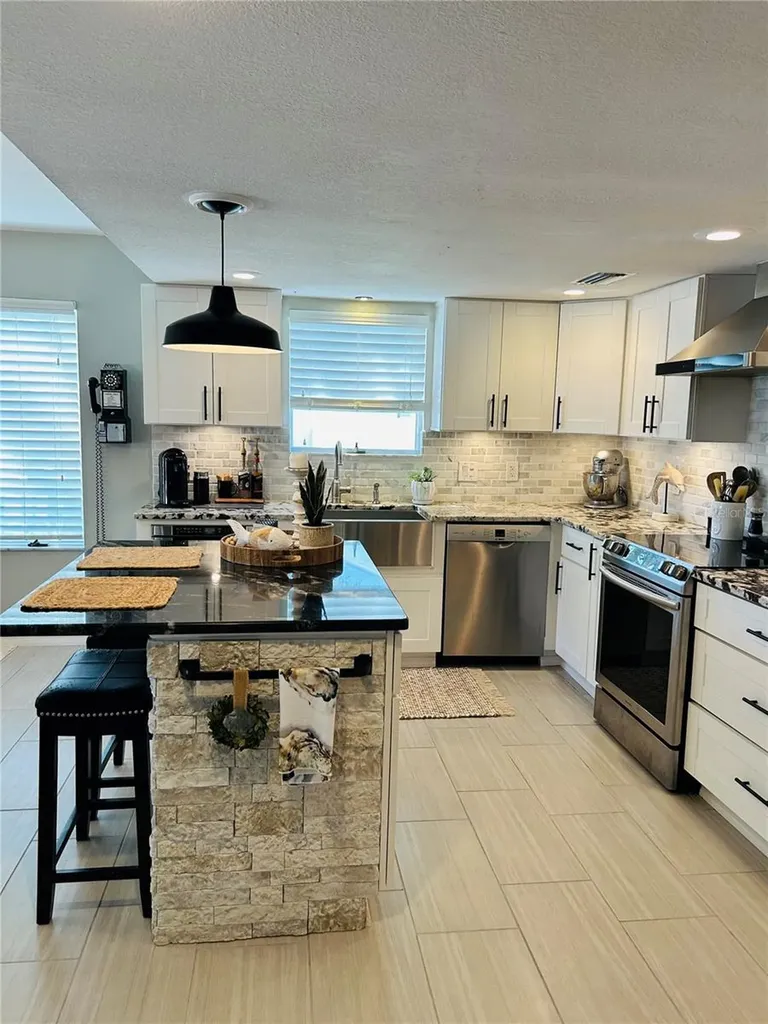 4623 S Atlantic Avenue New Smyrna Beach FL 32169