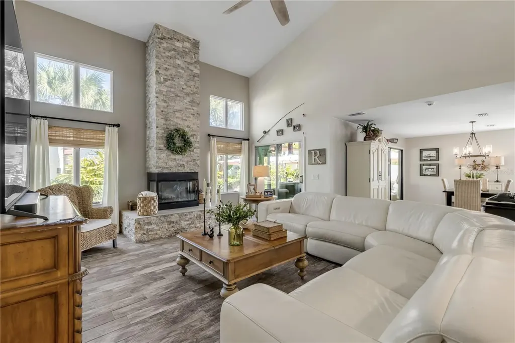 4623 S Atlantic Avenue New Smyrna Beach FL 32169
