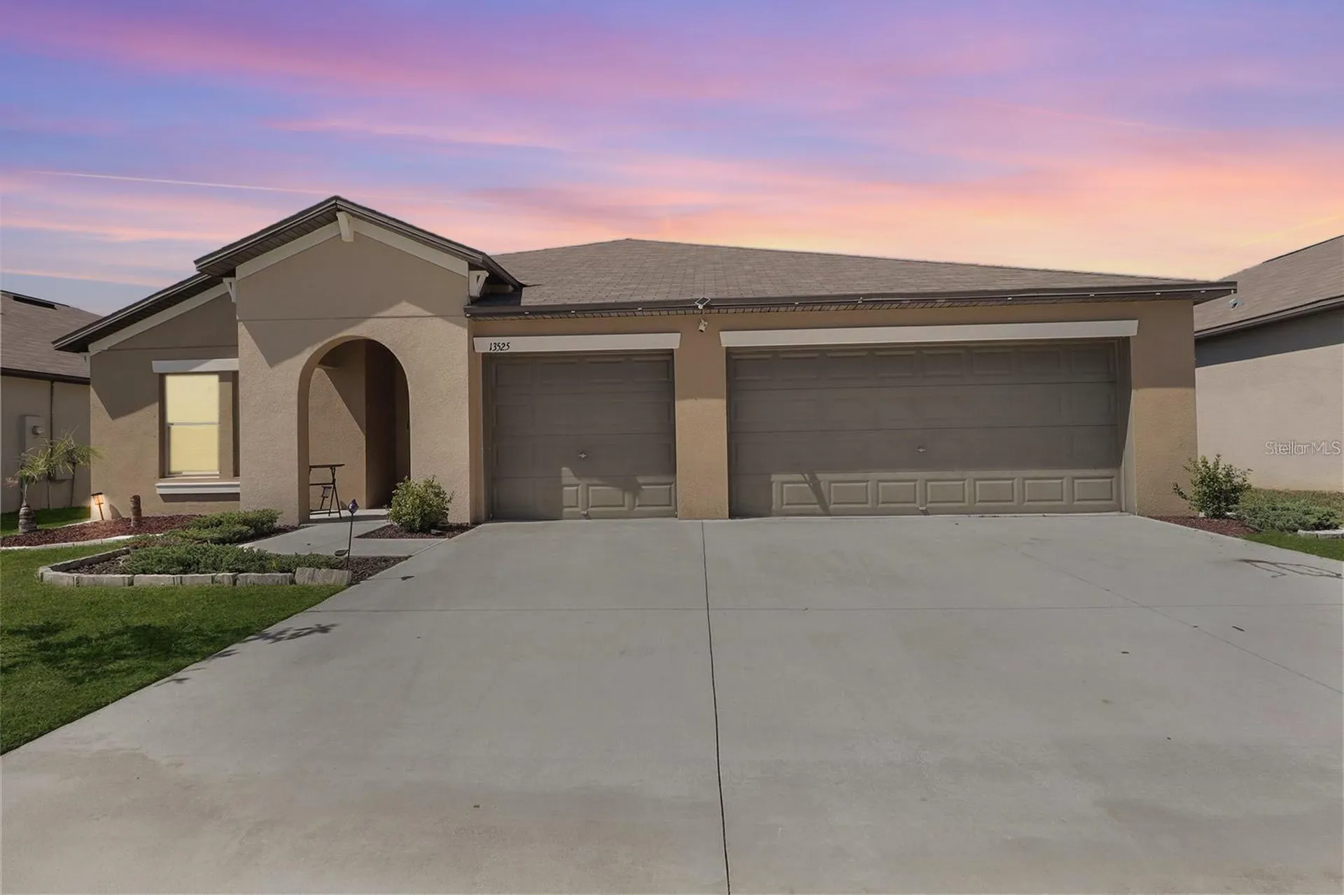 13525 Willow Bluestar Loop Riverview FL 33579
