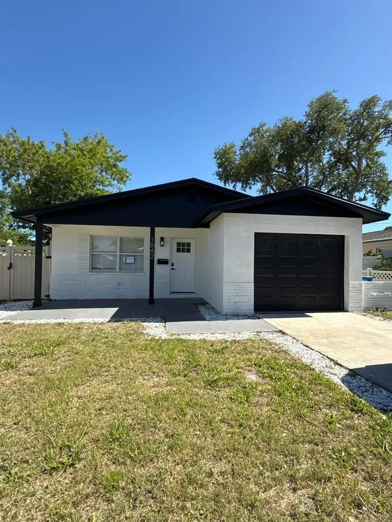 1842 Maryland Avenue NE St Petersburg FL 33703