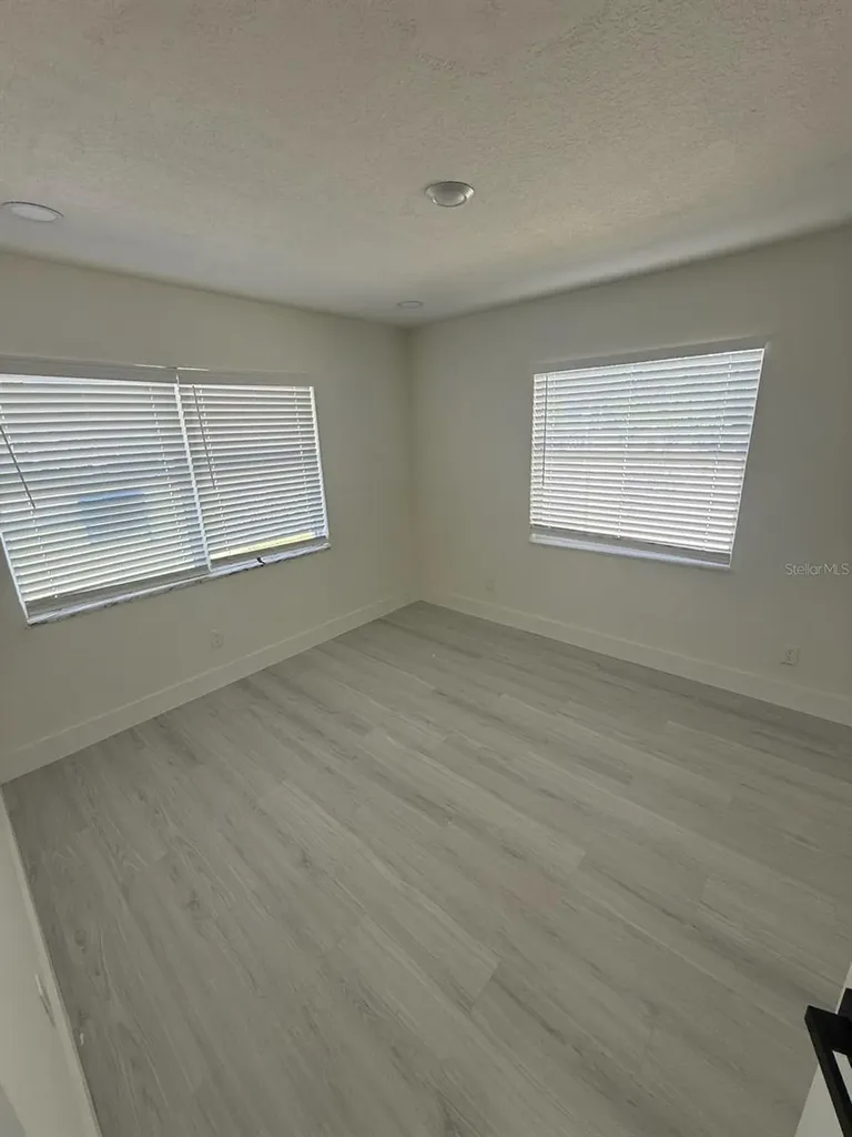 1842 Maryland Avenue NE St Petersburg FL 33703