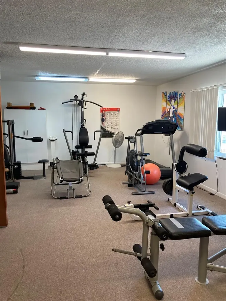 4333 72nd Street N St Petersburg FL 33709