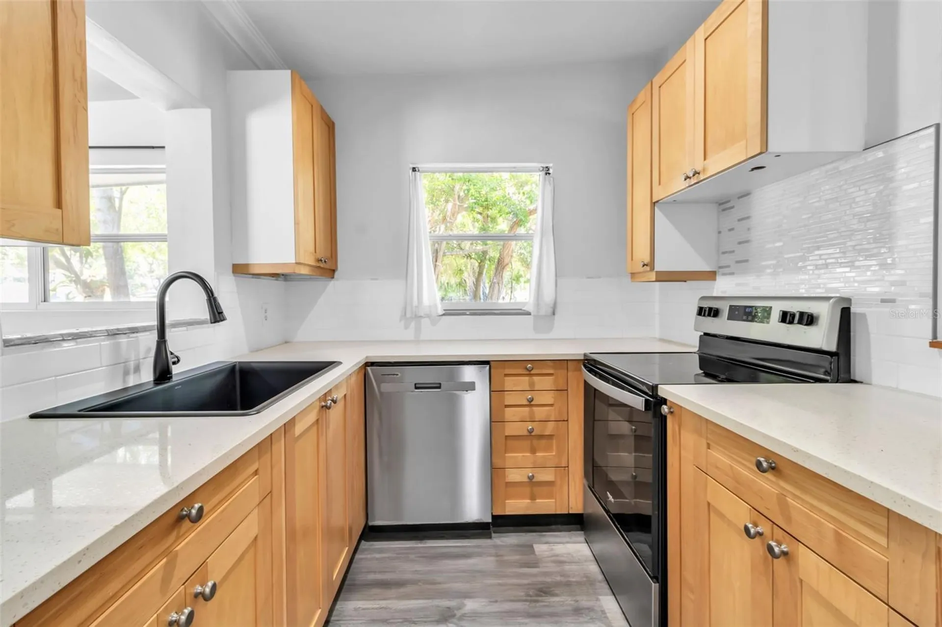 2317 2nd Avenue E Bradenton FL 34208
