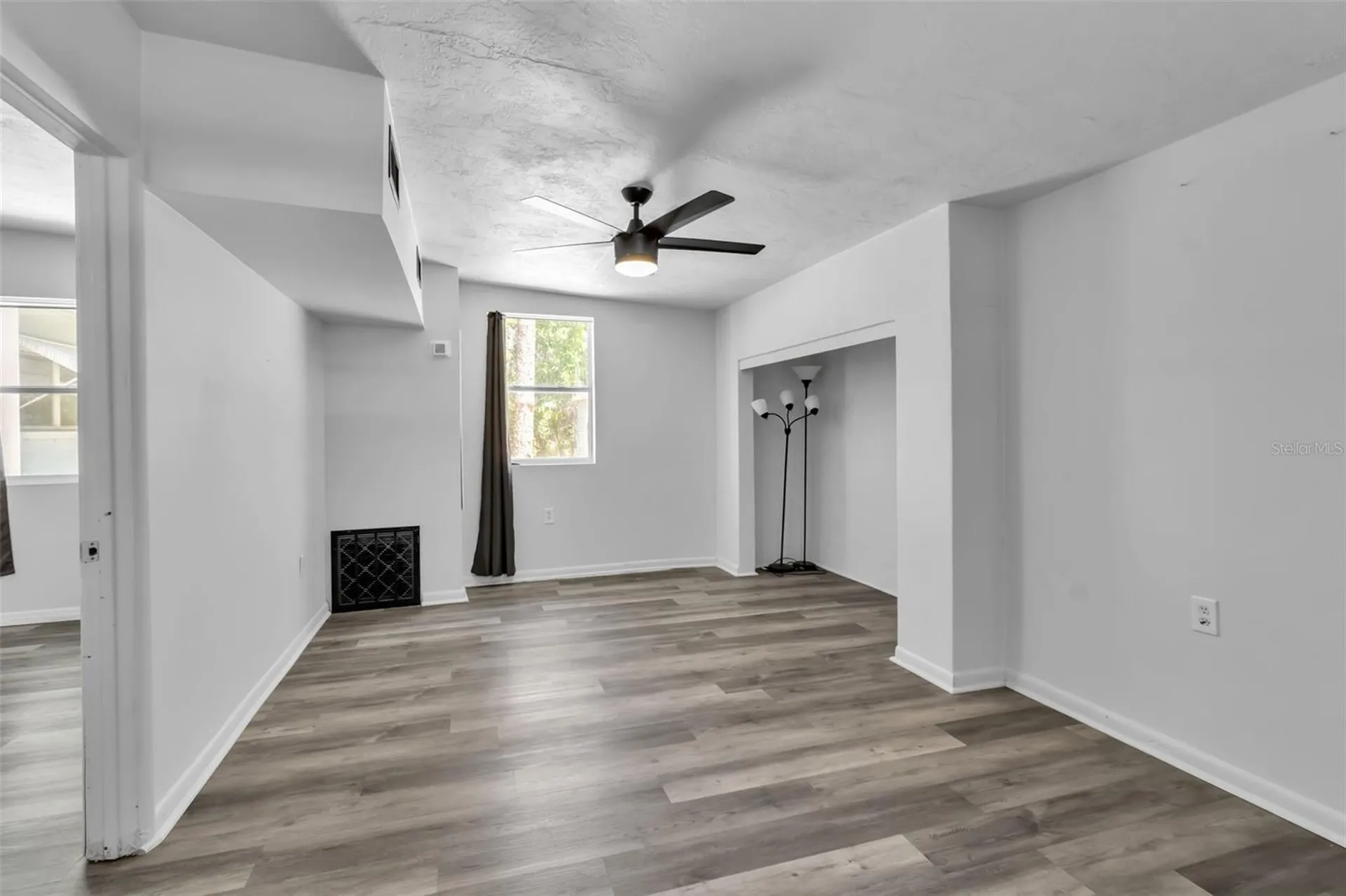 2317 2nd Avenue E Bradenton FL 34208