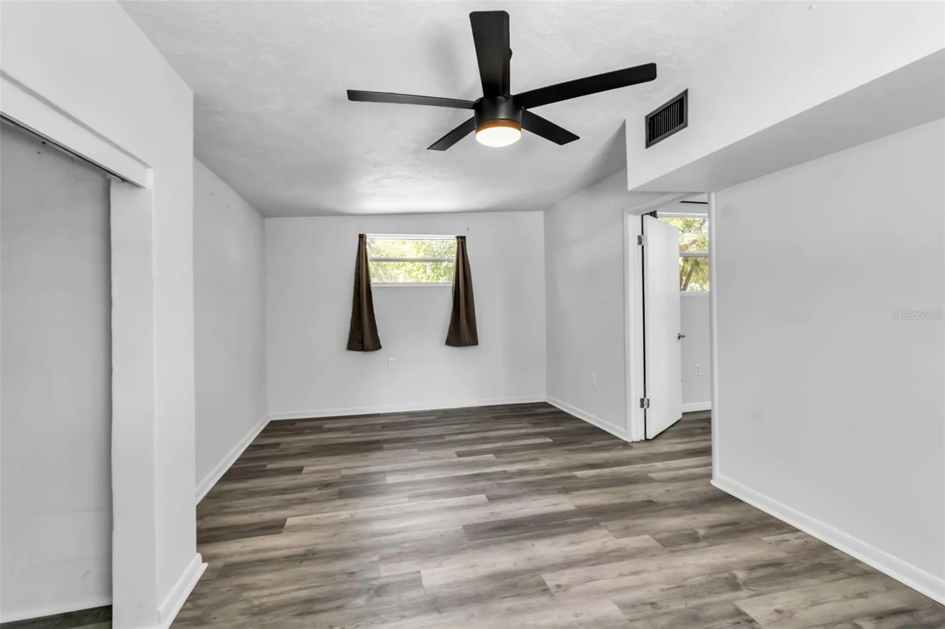 2317 2nd Avenue E Bradenton FL 34208