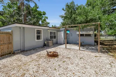 2317 2nd Avenue E Bradenton FL 34208